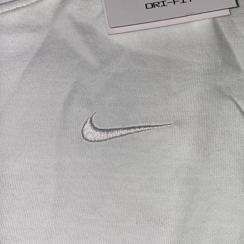 Nike Dri-Fit tank top bundle - Picture 8 of 13